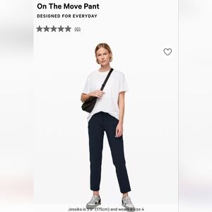 Lululemon On The Move Pant *Lightweight True Navy 💙 color Size 8 Inseam 27"